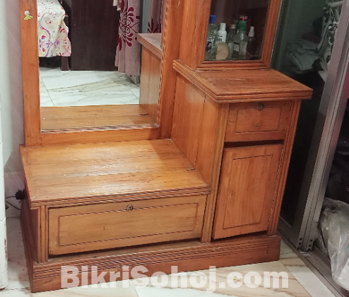 Segun wood Dressing table